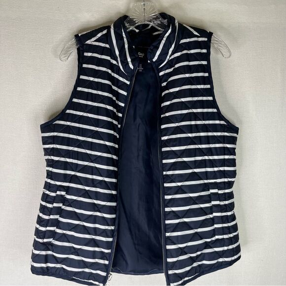 Gap Puffer Vest Women’s Blue White Stripes Sleeveless Zip Up M Preppy Nautical - Picture 6 of 11
